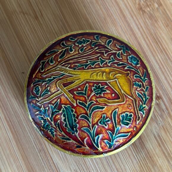 Vintage Brass Enamel Cloisonné Trinket Box Round Metal deer red green‎ yellow - Picture 1 of 4